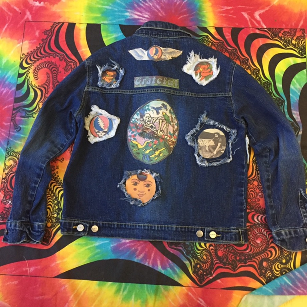 Grateful Dead Patch Jacket Free Pinbacks & Cd - image 1